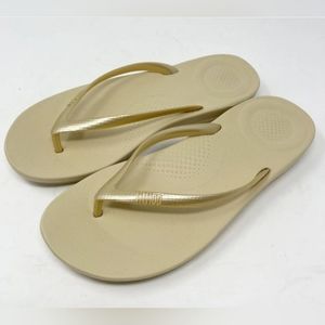 Flipflop gold metallic sandals, sz 7 Fitflop
